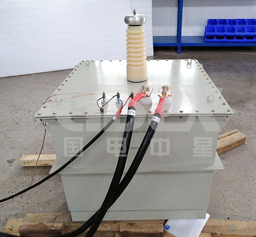 試驗變壓器.jpg 試驗變壓器.jpg