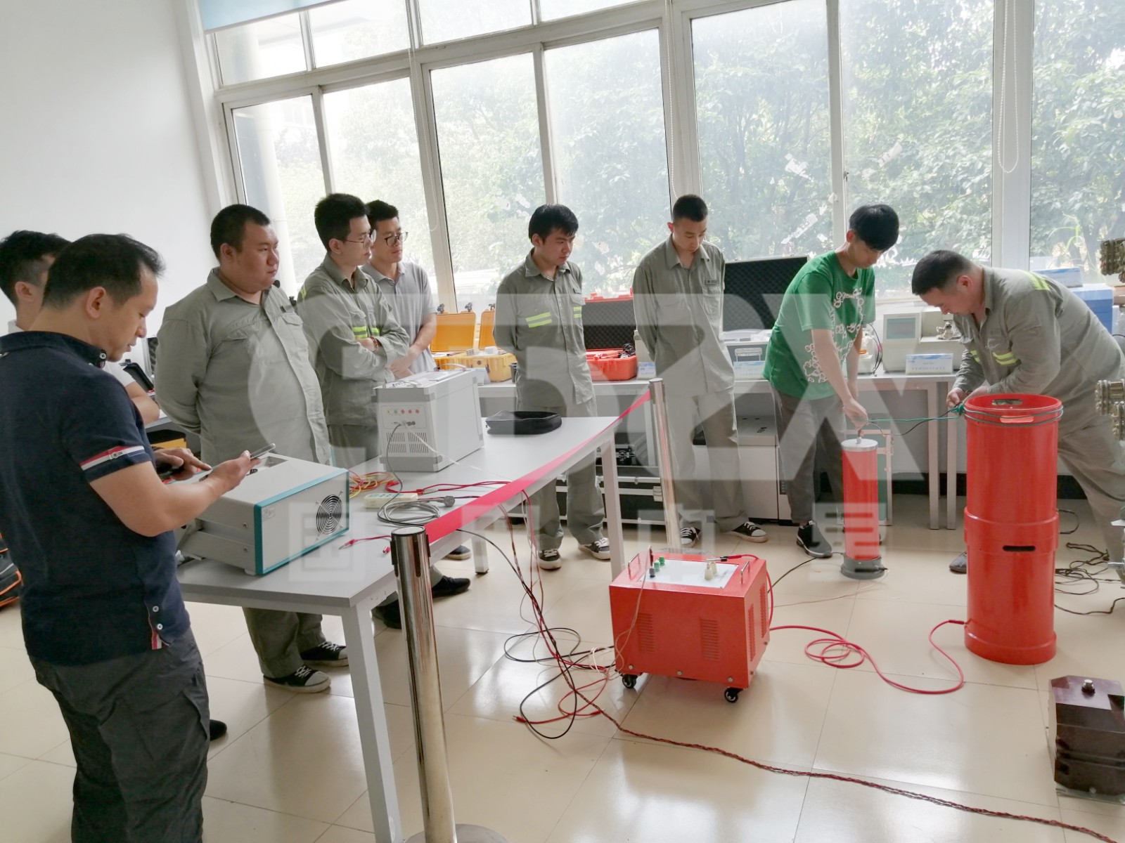 室內(nèi)展廳試驗(yàn).jpg 室內(nèi)展廳試驗(yàn).jpg