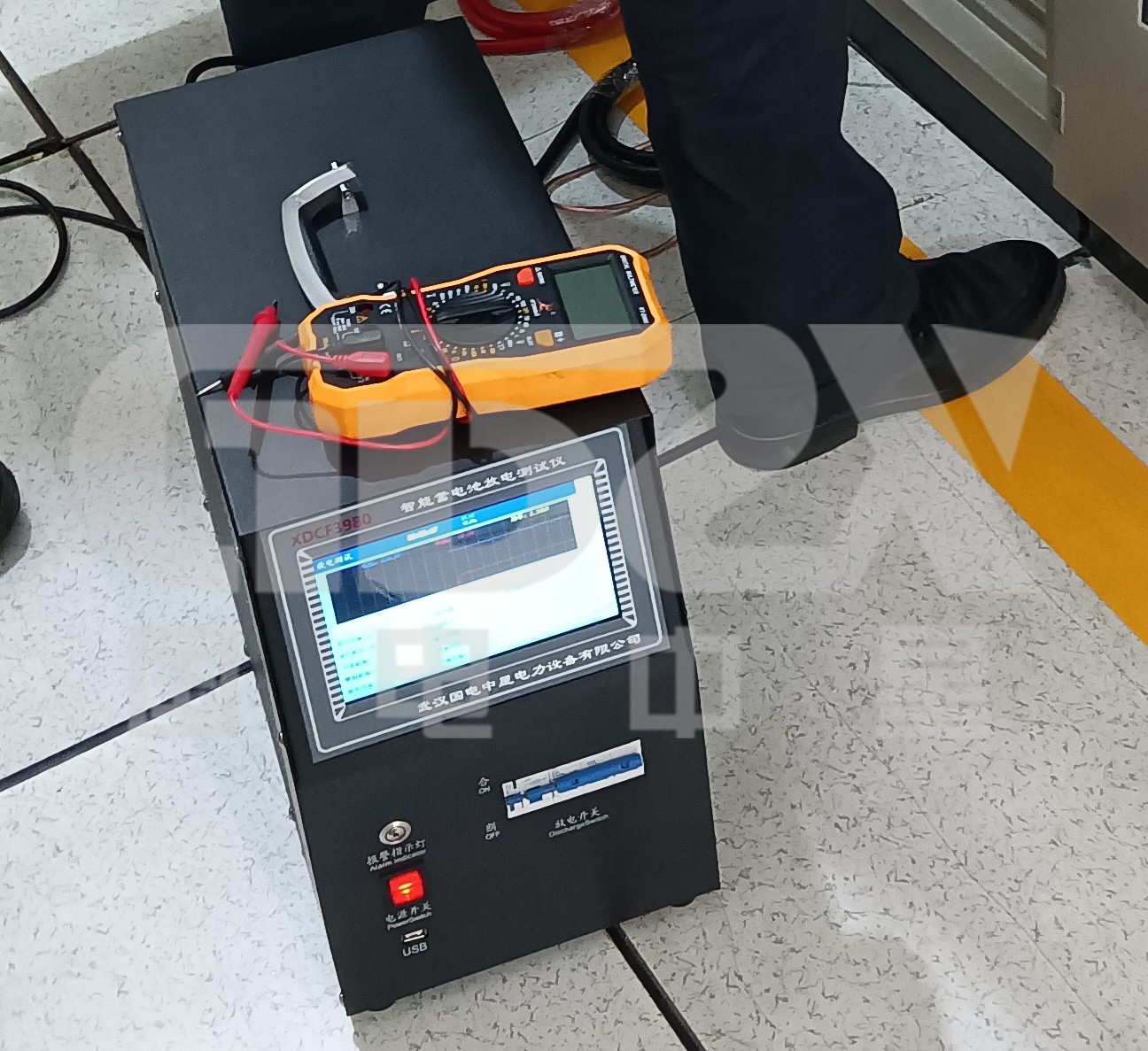 智能蓄電池放電測試儀.jpg 智能蓄電池放電測試儀.jpg